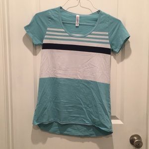 Lularoe tee